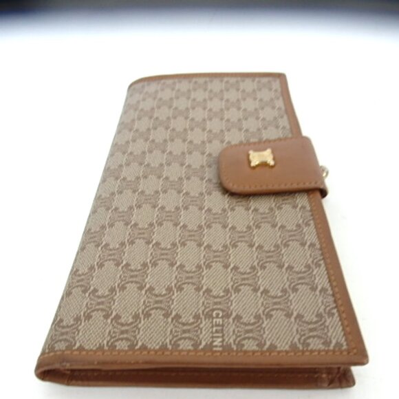 Authentic CELINE Macadam purse leather [Used] - Picture 3 of 14